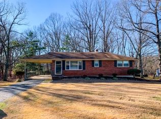 1261 Blue Ridge Dr, Gretna, VA 24557