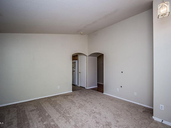 4th image of 12617 W Laurel Ln