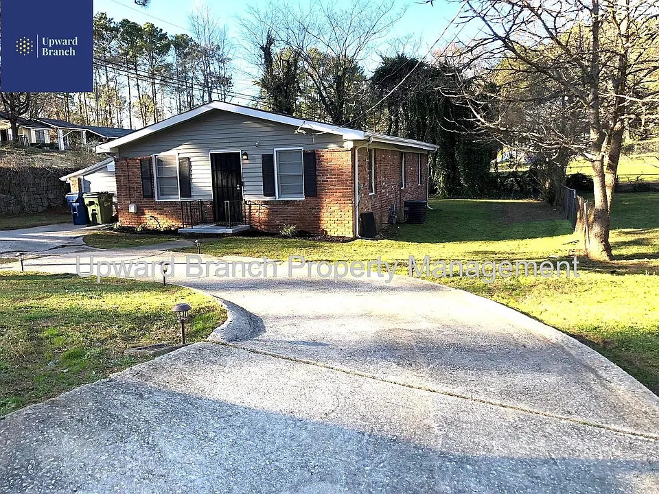 3889 Branch Dr SW