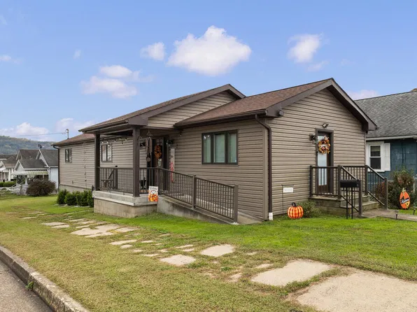 2207 Second Street, Moundsville, WV 26041