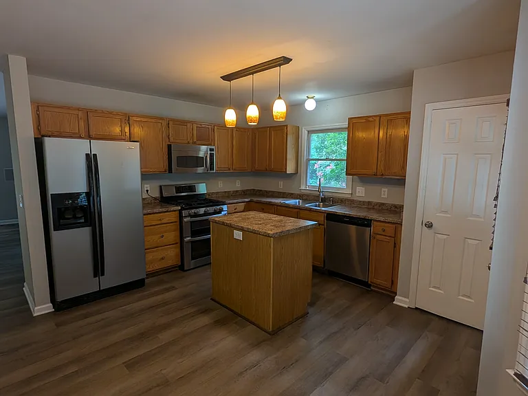 2900 Enson Pl — Photo 5