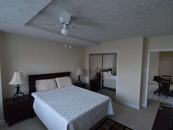 5th image of 1021 Arlington Blvd APT 918