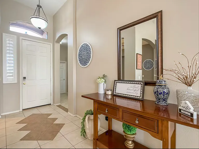 829 S Parkcrest St — Photo 14