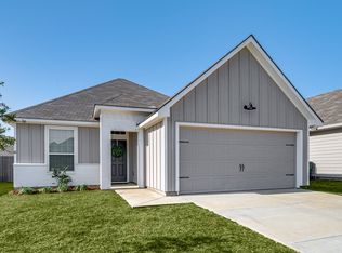 1953 Chief St, Bryan, TX 77807