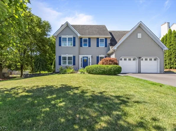 4 Spring Meadow, Oxford Twp., NJ 07863
