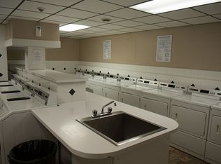 Chelsea Place, Winnipeg, MB R2M 1S7