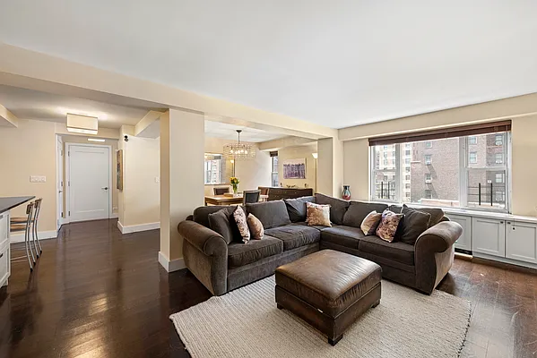 Sold by Douglas Elliman | media 15