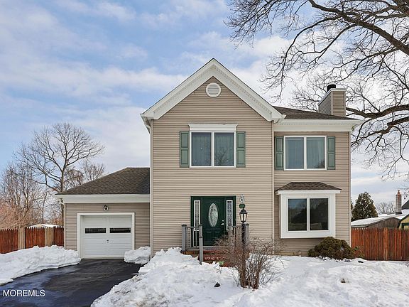 3rd image of 155 Luppatatong Avenue