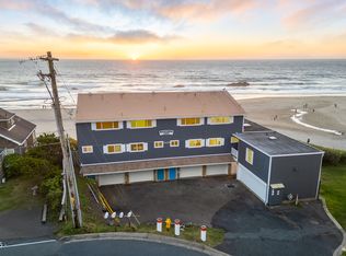 3929 NW Jetty Ave APT 1, Lincoln City, OR