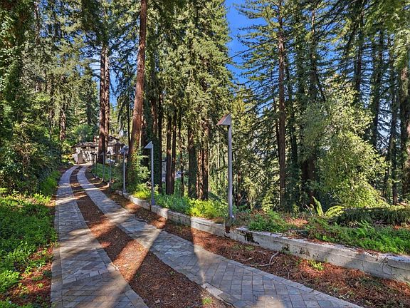 2nd image of 26 Big Tree Rd