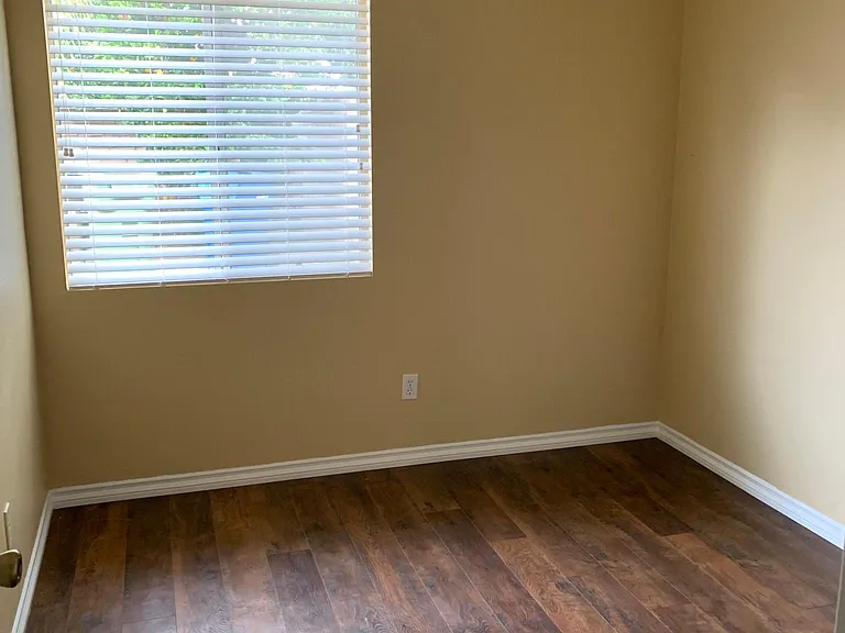 10 Pine Ct — Photo 12