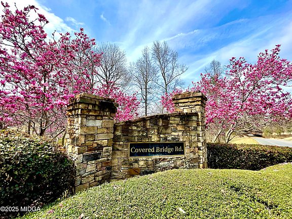 3rd image of 102 Forest Pointe Dr
