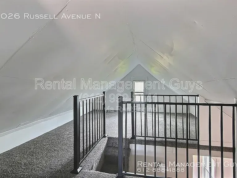 3026 Russell Ave N — Photo 7