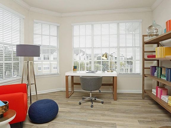 2nd image of 3055 River Place Cv APT 113