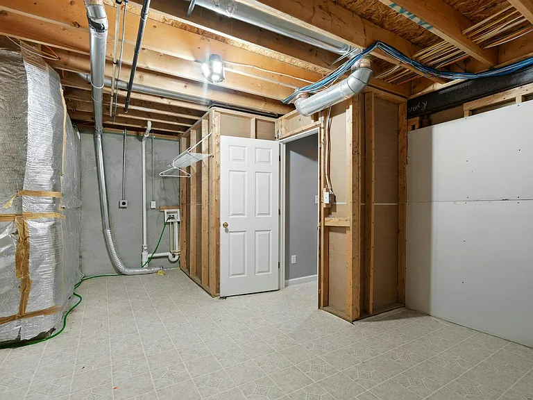 3510 King Edward Way — Photo 35