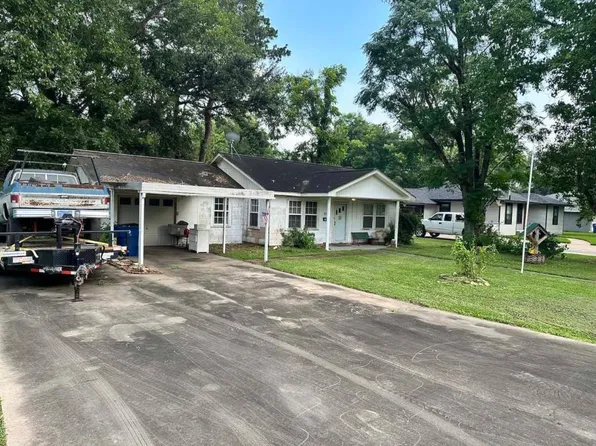 806 Brockman St, Sweeny, TX 77480