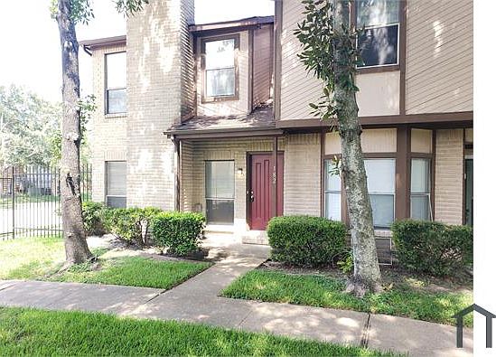 3rd image of 12500 Brookglade Cir Unit 182