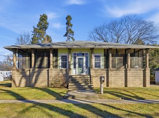 18 Cedar St, Northampton, MA 01060