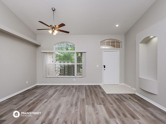 4th image of 2616 Brookville Dr