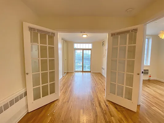 Rented by EXR | media 7