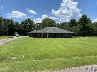 33653 Beverly Dr, Denham Springs, LA 70706