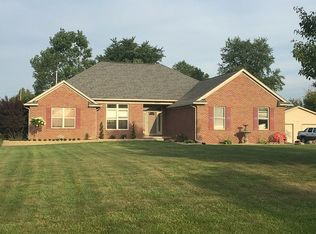 61019 Stonegate Dr, Washington, MI 48094