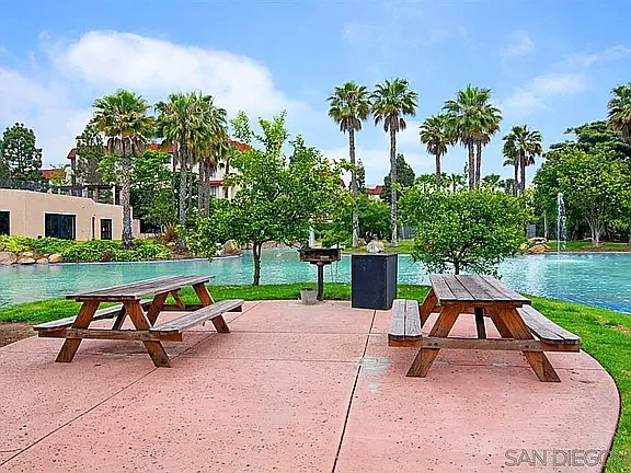 Barbeque close to Pond to enjoy your weekend