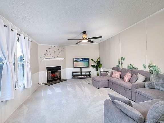 5th image of 4260 Zachary Rd