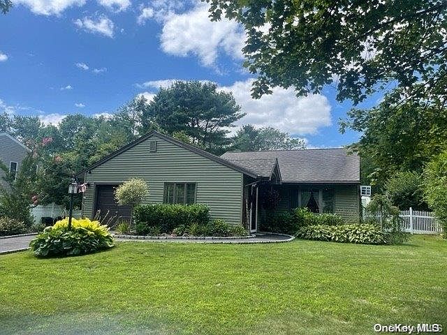 1st image of 38 Nantucket Drive