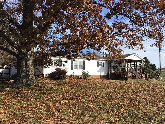 3rd image of 2204 Stuarts Draft Hwy
