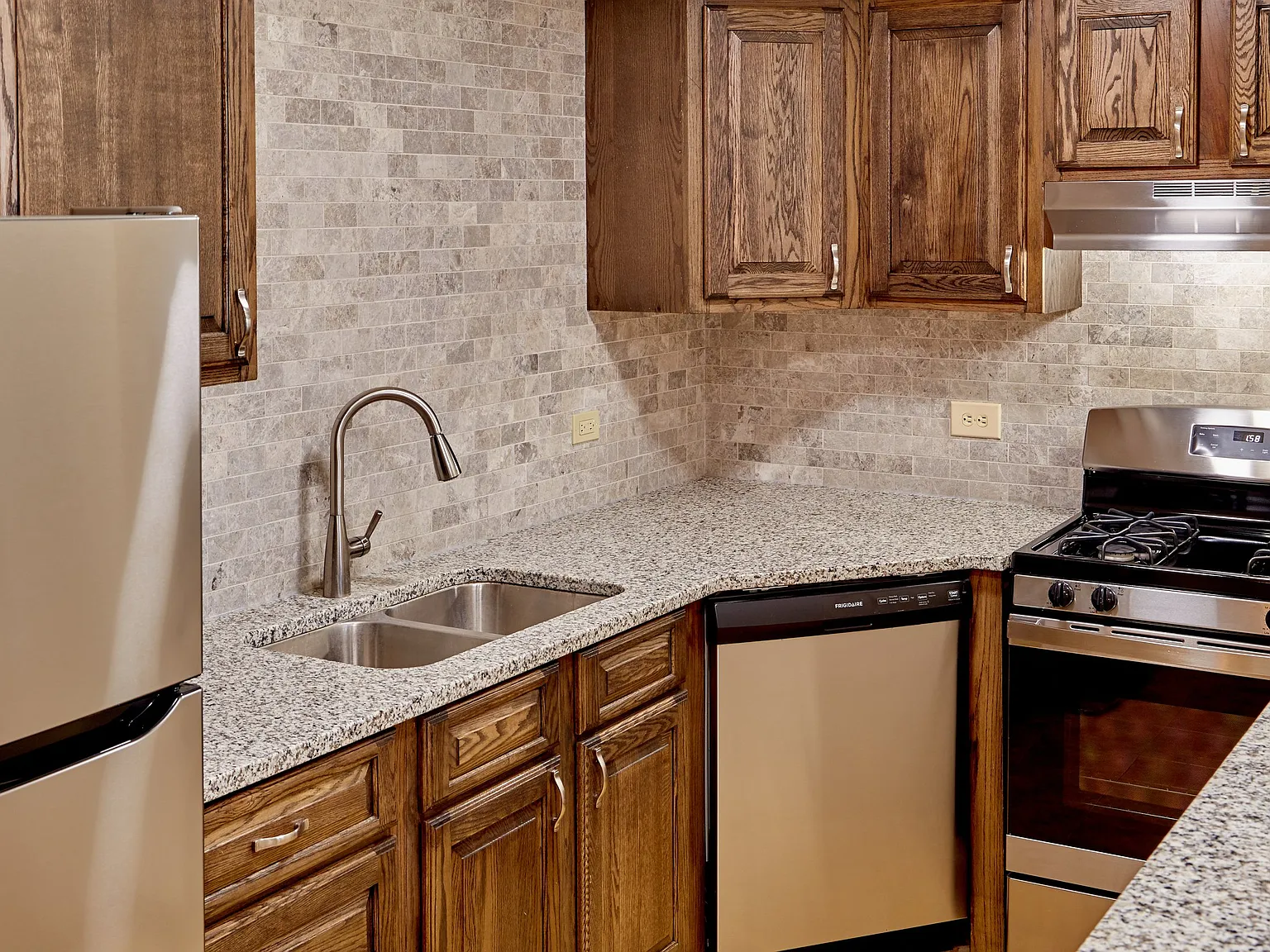 Willow Run Apartments — Photo 1
