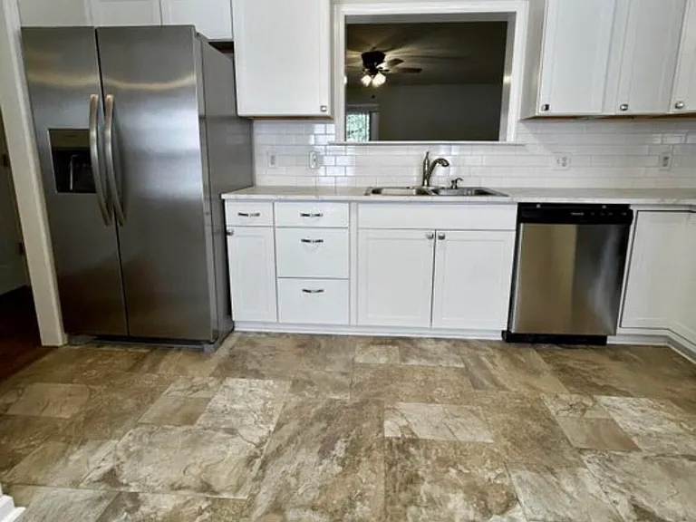 4205 Williamsbrook Ln #B — Photo 7