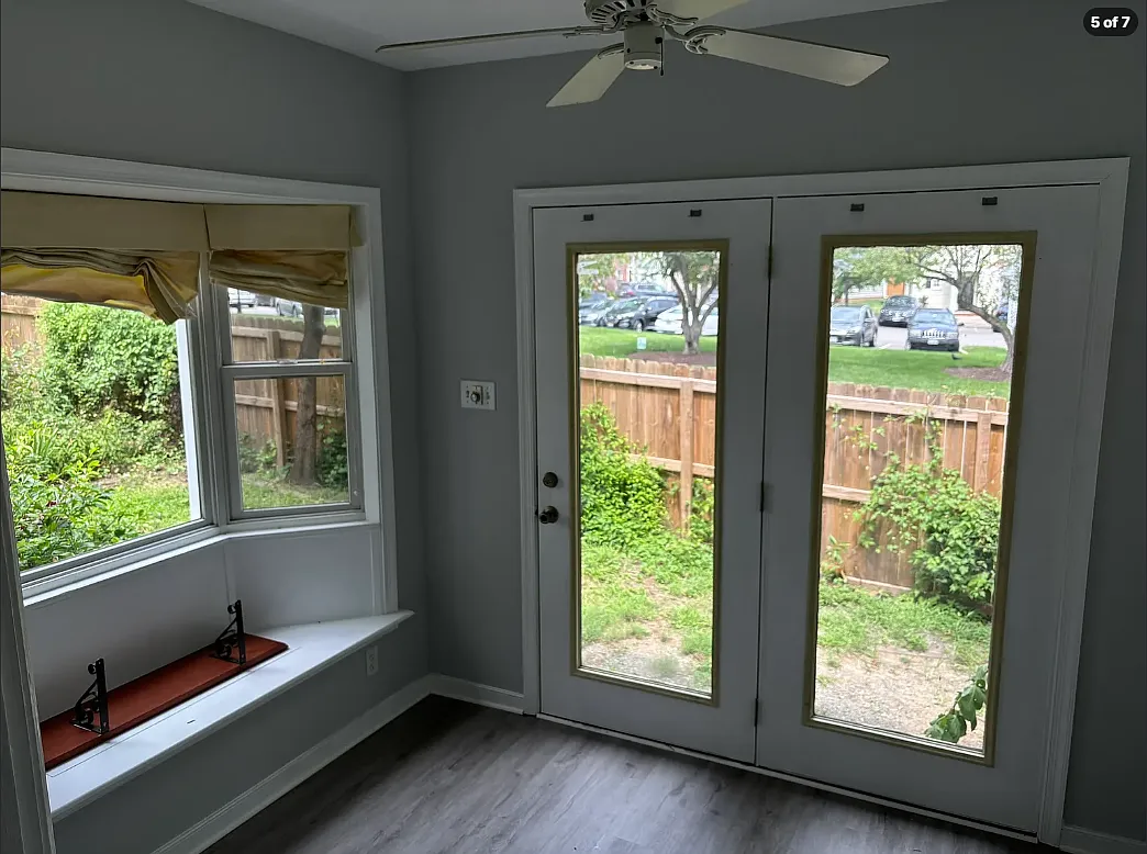 2 bed, 1040 sqft, $2,200 — Photo 4
