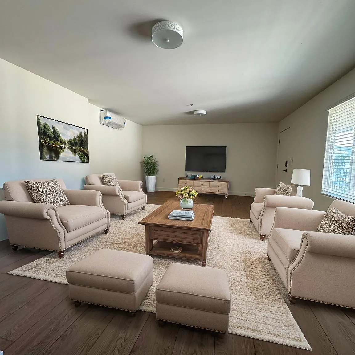 Above 7th Apartments — Photo 3
