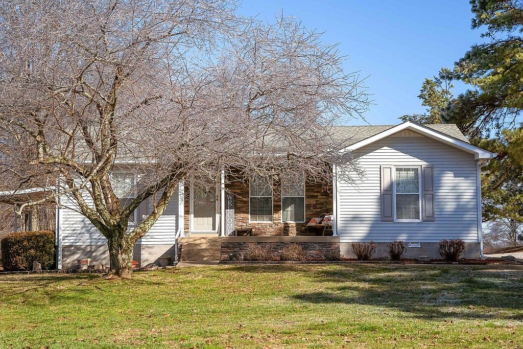 7066 Betts Rd, Greenbrier, TN 37073 Zillow