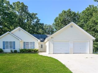 5302 Morgan Manor Dr, Lula, GA 30554