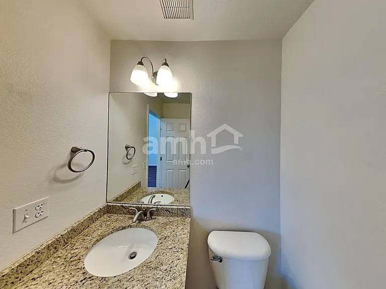 2435 S Gibraltar Way — Photo 9