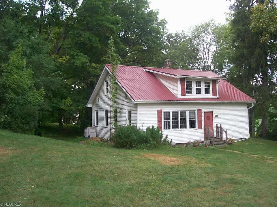 1st image of 4712 Yackey Dr NW