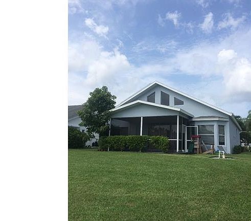 3rd image of 17810 Castle Harbor Dr