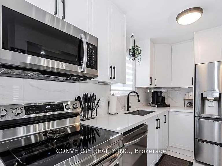39 Greenwood Cres — Photo 8