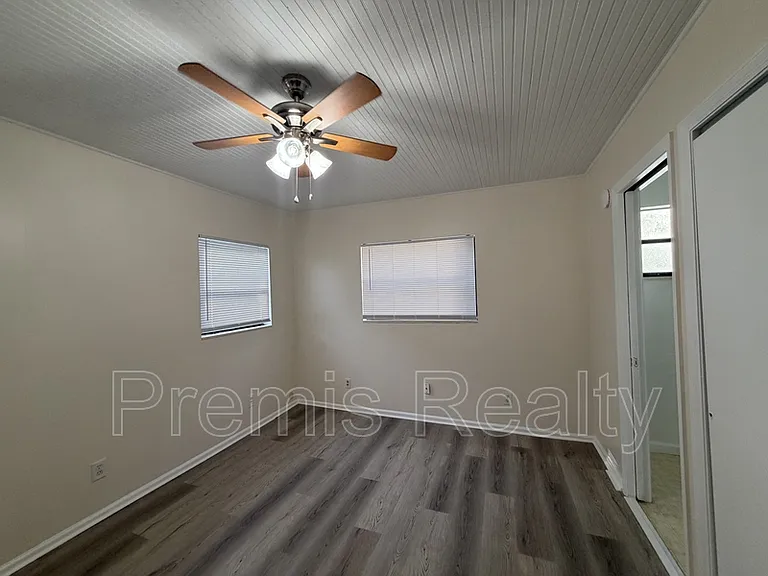 1319 Georgia Ave — Photo 11