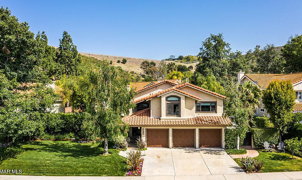 1st image of 2516 Three Springs Dr