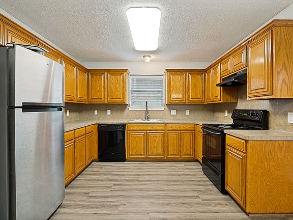 3rd image of 1715 Treasure Cay Dr