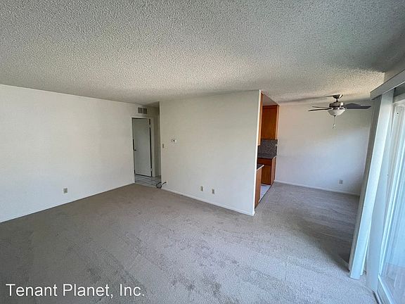 5th image of 1525 Brookvale Dr Unit 14