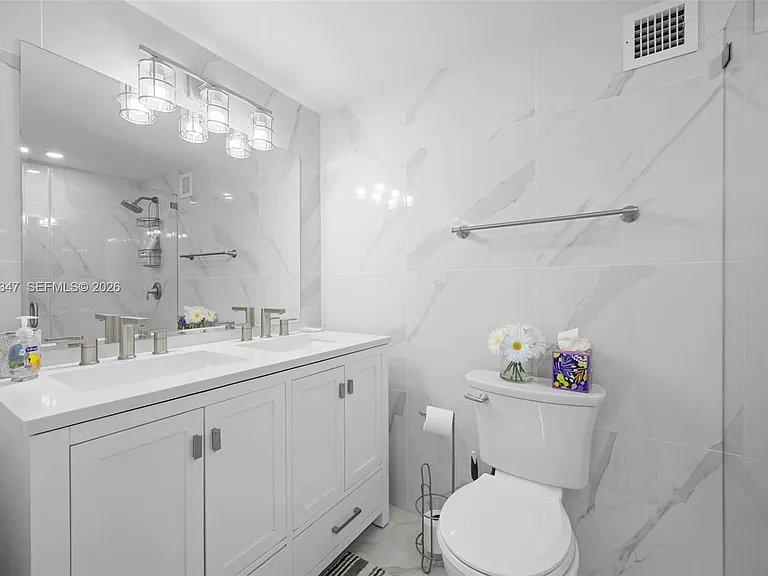 3725 S Ocean Dr #924 — Photo 16