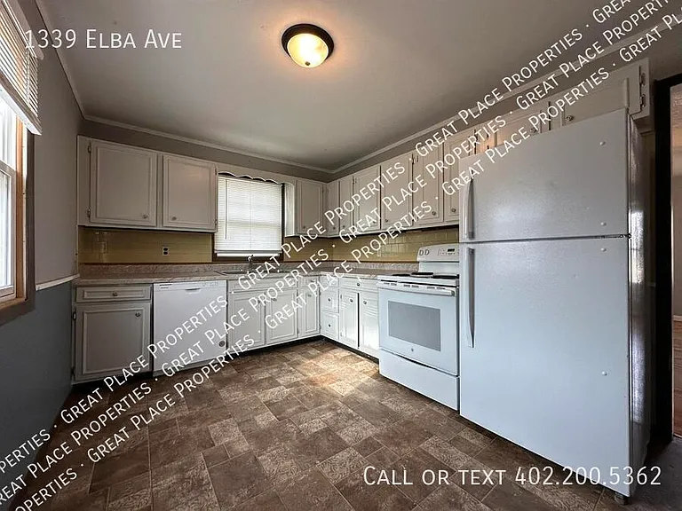 1339 Elba Ave — Photo 5