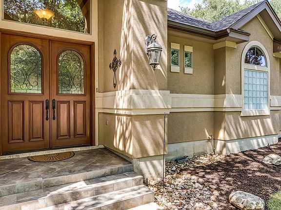 4th image of 10502 Felsblock Ln