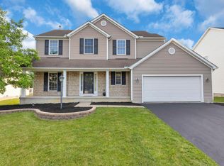 111 Longleaf St, Pickerington, OH 43147