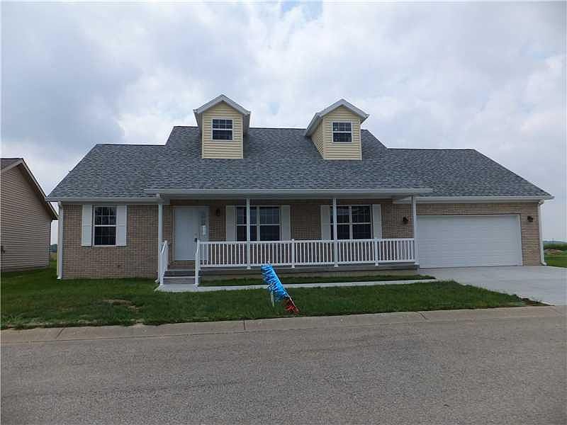 1st image of 1028 S Creek Dr