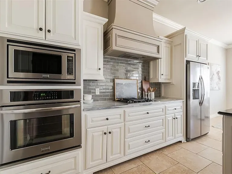 3008 Wind Call Ln — Photo 50